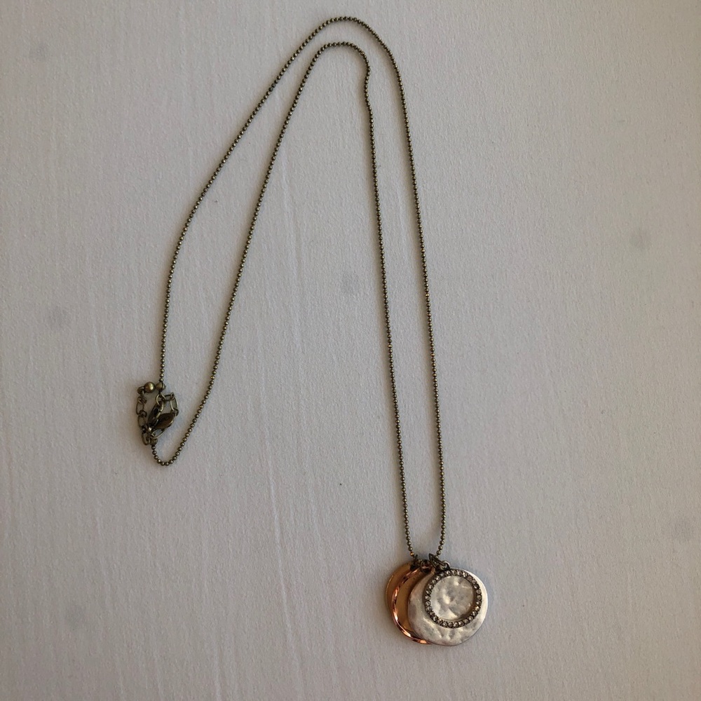 Old Navy Necklace